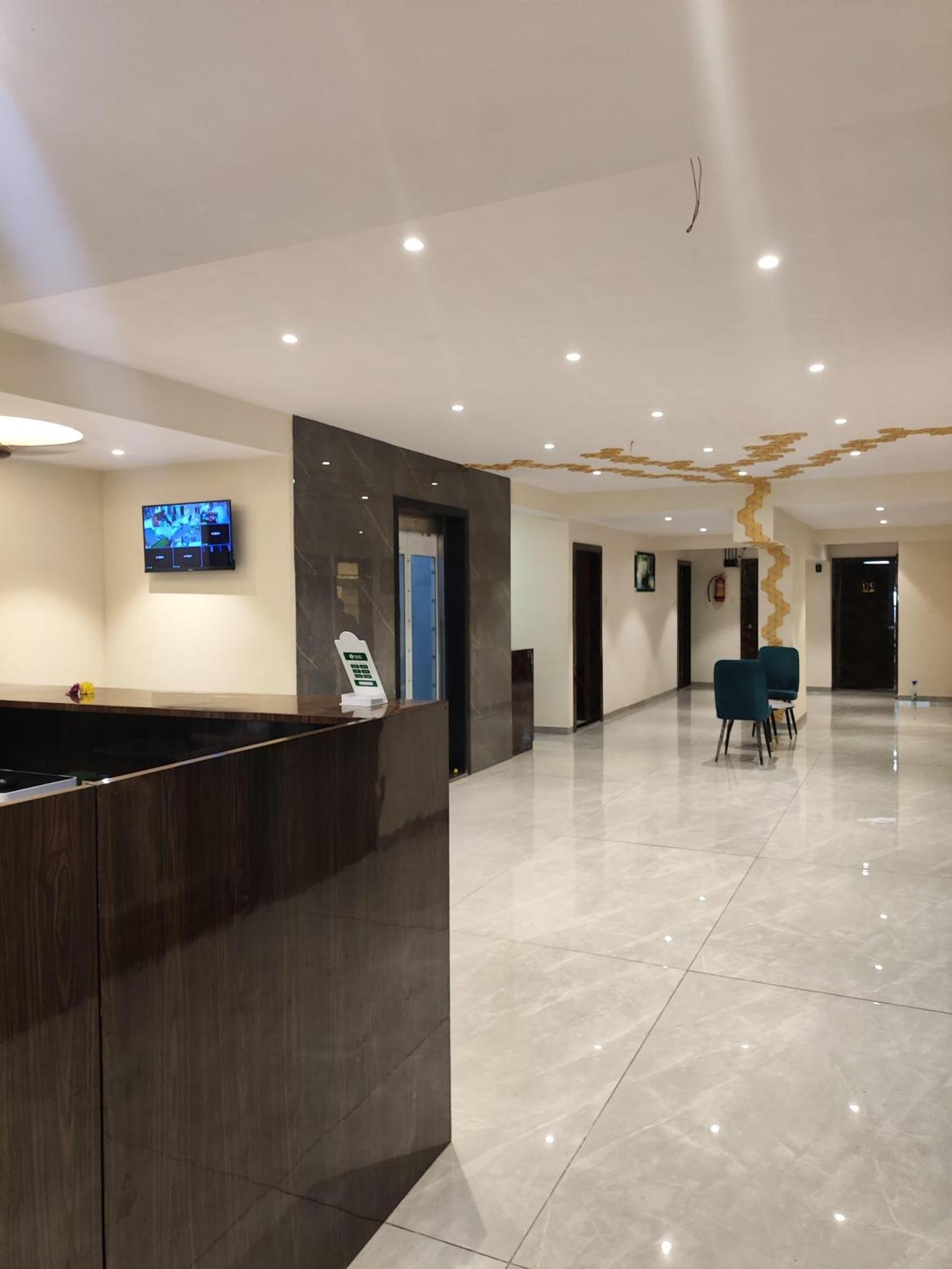 New Balaji Residency By Glitz Hotels Ulhāsnagar Exterior foto